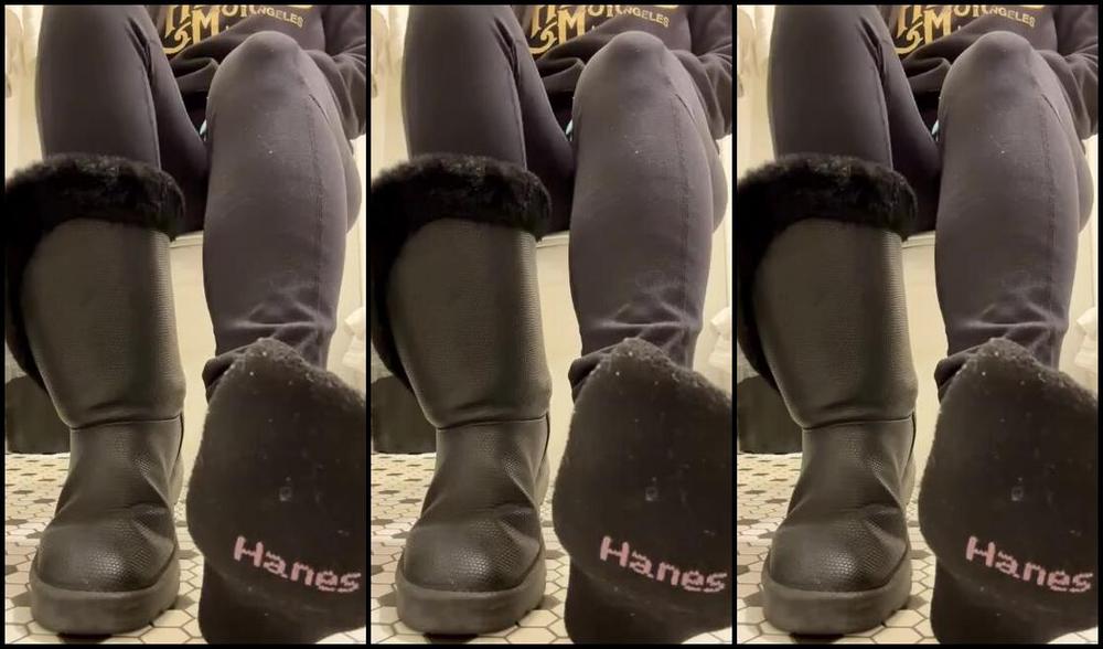 Goddess Pussyfoot Aka Goddesspussyfoot 11 19 2024 Onlyfans Video I Just Got Back To The Hotel From The Hot Springs And My Feet Are So