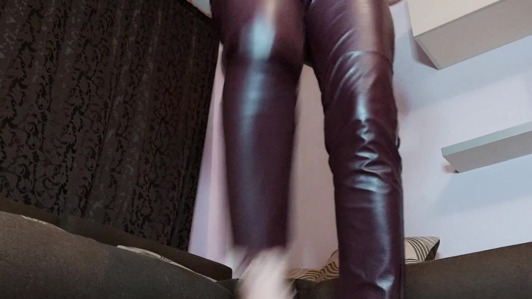 Moneygoddesss Blue Balls Suits You