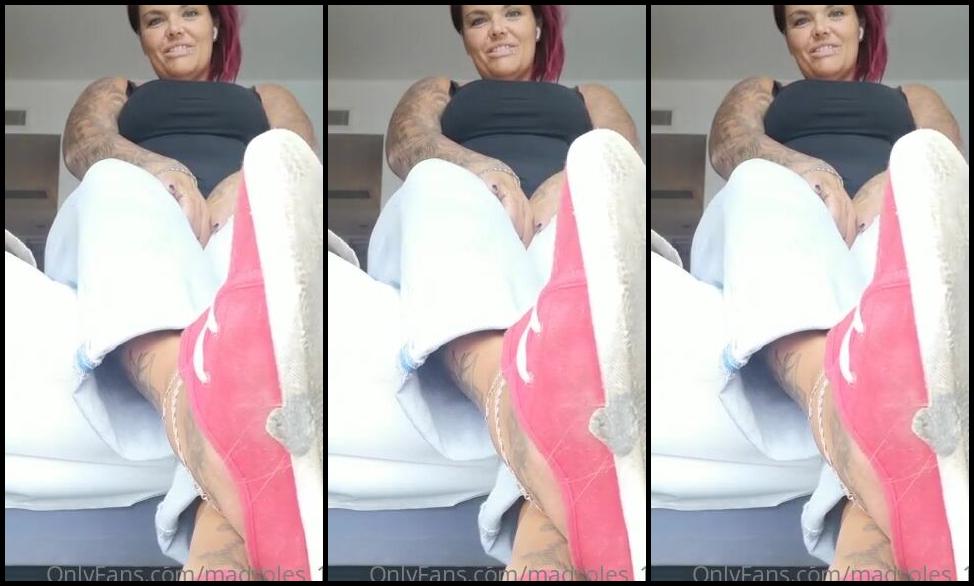 Msmaddy Aka Madsoles 1 Onlyfans After Driving To Birmingham You Know You Wanna Smell These Soles