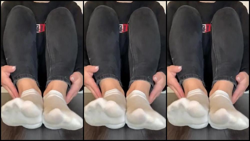 Sarina Jones Nicknamed Sarinajones 06 30 2023 Onlyfans Video Open Your Mouth And Say Aaahhh