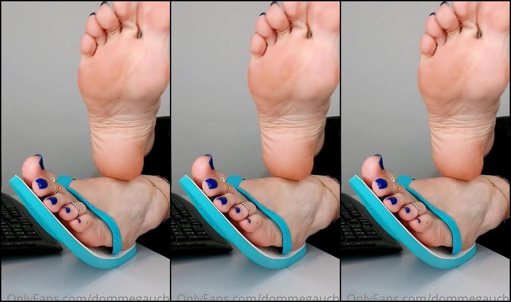 Queen Allexia 2253597430 03 17 2023 Voc Est Preparado Para Adorar Meus P S Coloque Se Em Seu Lugar Fa A O Que Deve