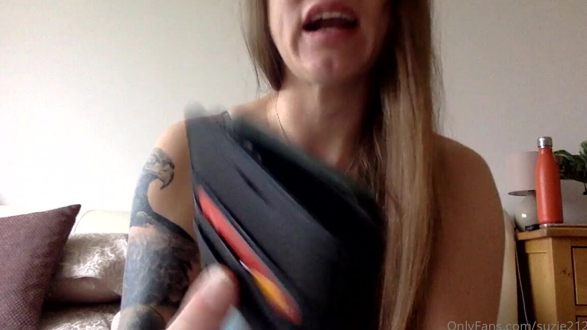 suzie212love-13-01-2022-2304441475-you-can-get-your-very-own-custom-like-this-one-with-whatever-you-like-dm-me-with-your-id