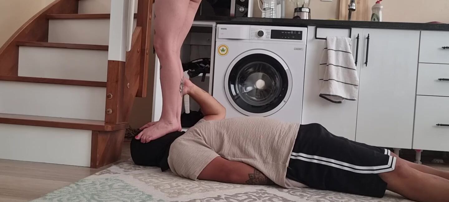 Mistress Asu Aka Sahibeasuu Onlyfans Klemin Kafasn Eziyorump