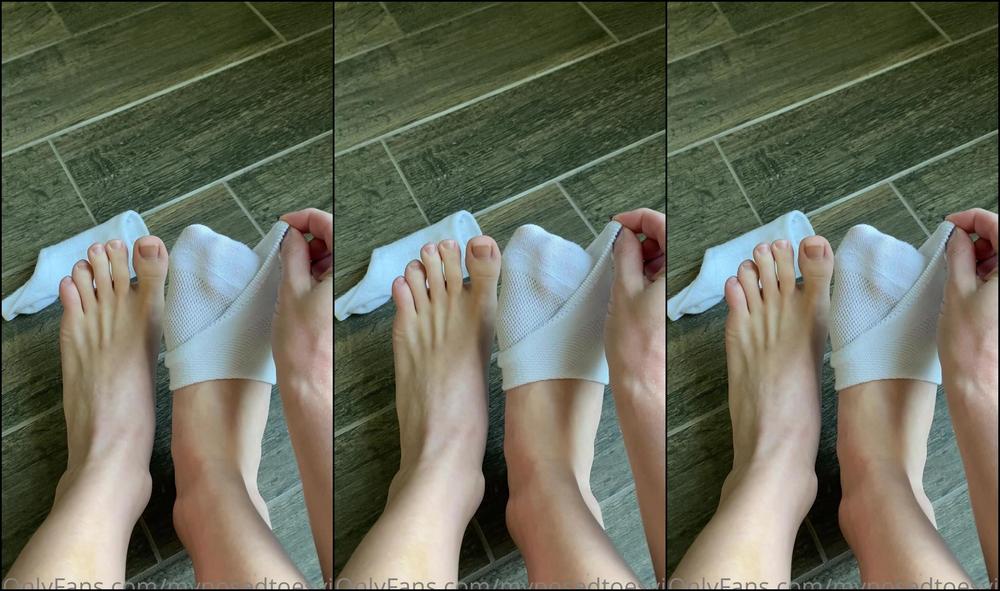 Myposedtoesvip Wanna Enjoy Some Time With My Feet In These Socks