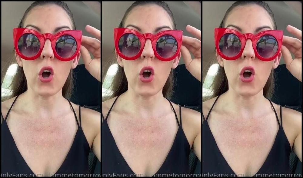 Ms Tomorrow Nicknamed Dommetomorrow Onlyfans Look At All This Body Hair Before It Gets Waxed Off