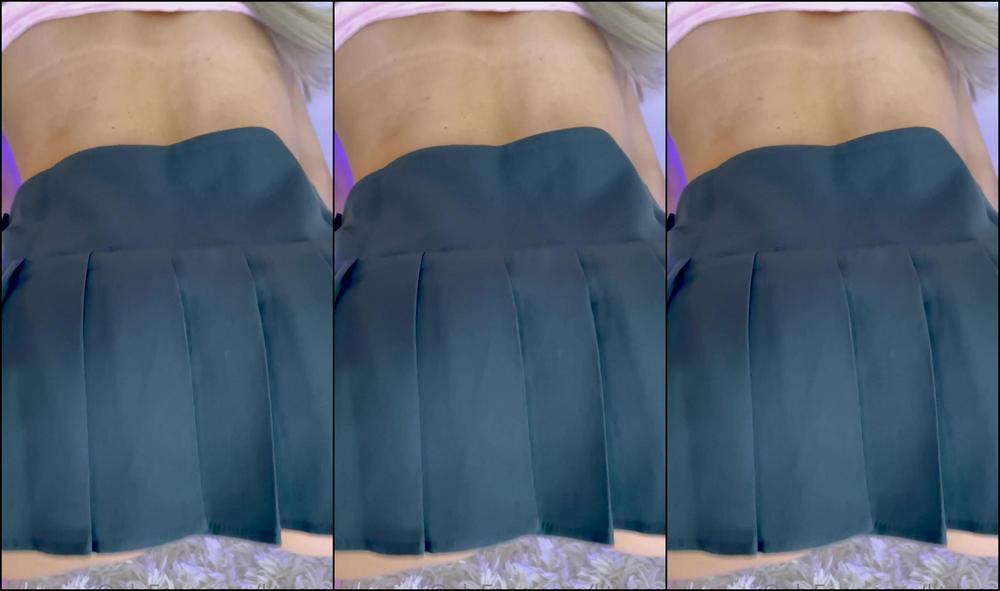 Littlemia First Orgasm Of The Day