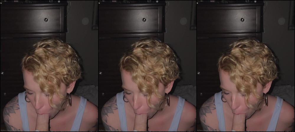 Strwberriebbxxx You Can Tell By My Eyes That I Had A Fun Saturday Night Sittin By The Fire Then This