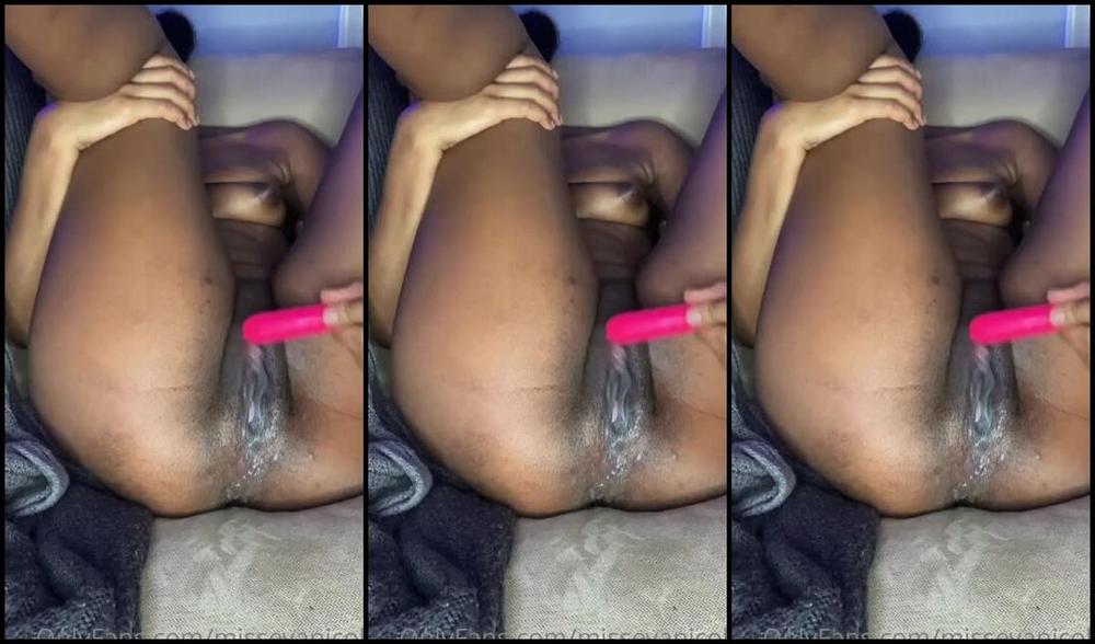 Eva Nicknamed Missevanicole Onlyfans I Like Thick Smoke And Thick Cum 3