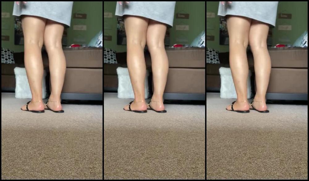 Deedeericanfeet Onlyfans As Requested Shoe Play In These Tory Burch Sandals I Get A Lot Of Requests For These