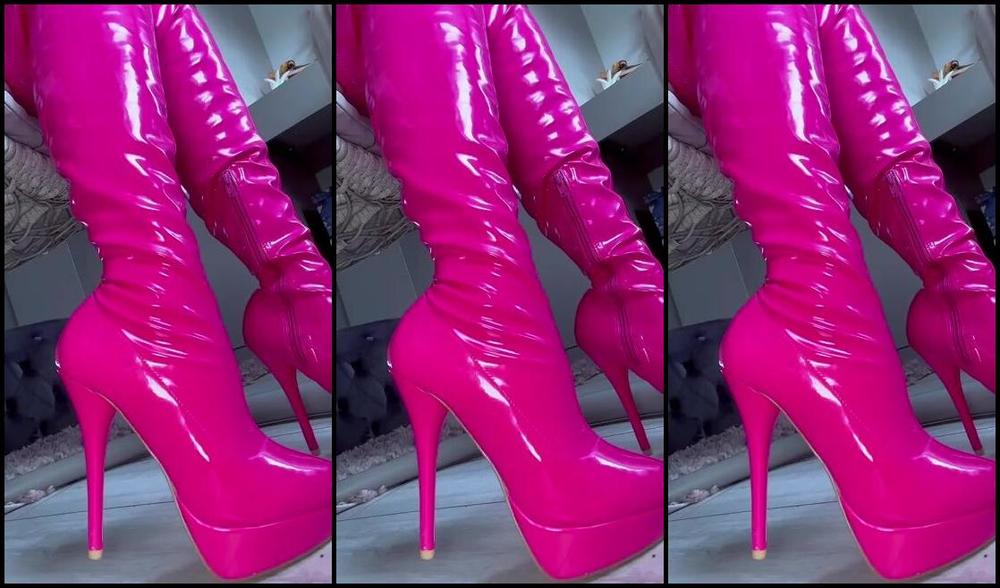 Miss Evie Lock Nicknamed Missevielock Onlyfans That S It Mutt Lick All Miss Locks Yummy Spit From Her Hot