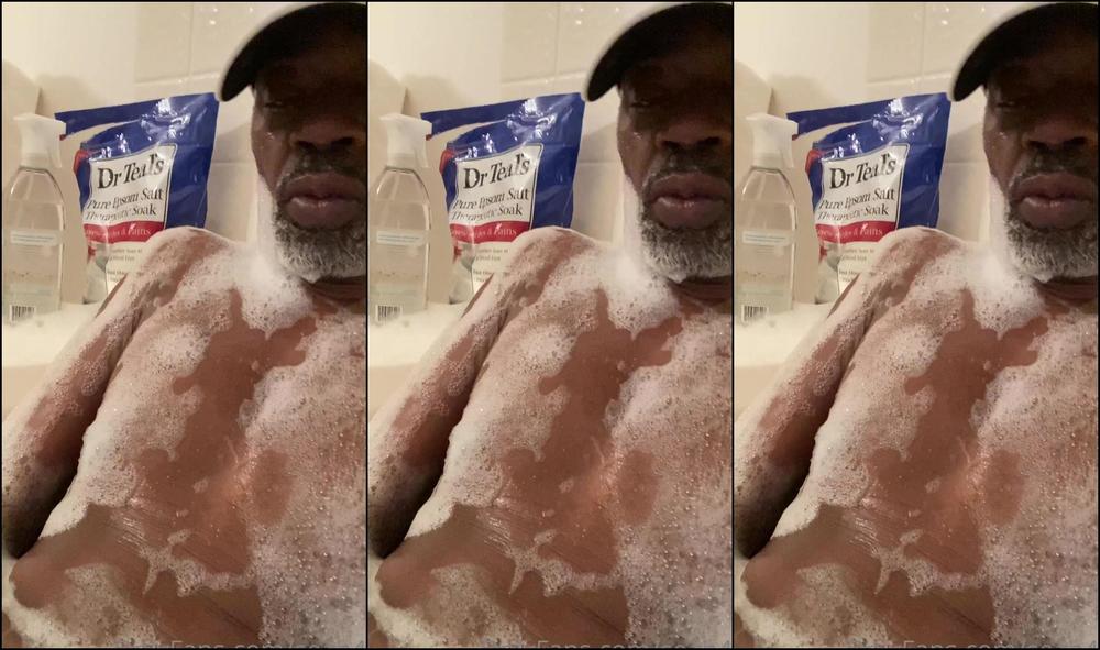 sminc42-30-11-2020-1355919846-sunday-bath-time-yo-