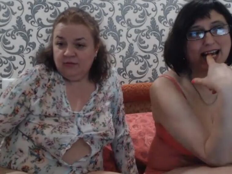 "Mix" MILF, Masturbation, Big tits, Hairy, Lesbians 2irki Lesbians from Ukraine SiteRip