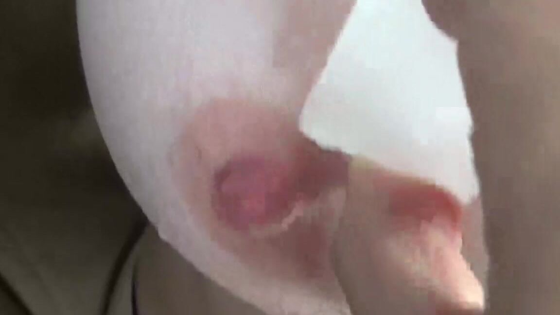 Sarah Michelle Ice Makes Me Hot