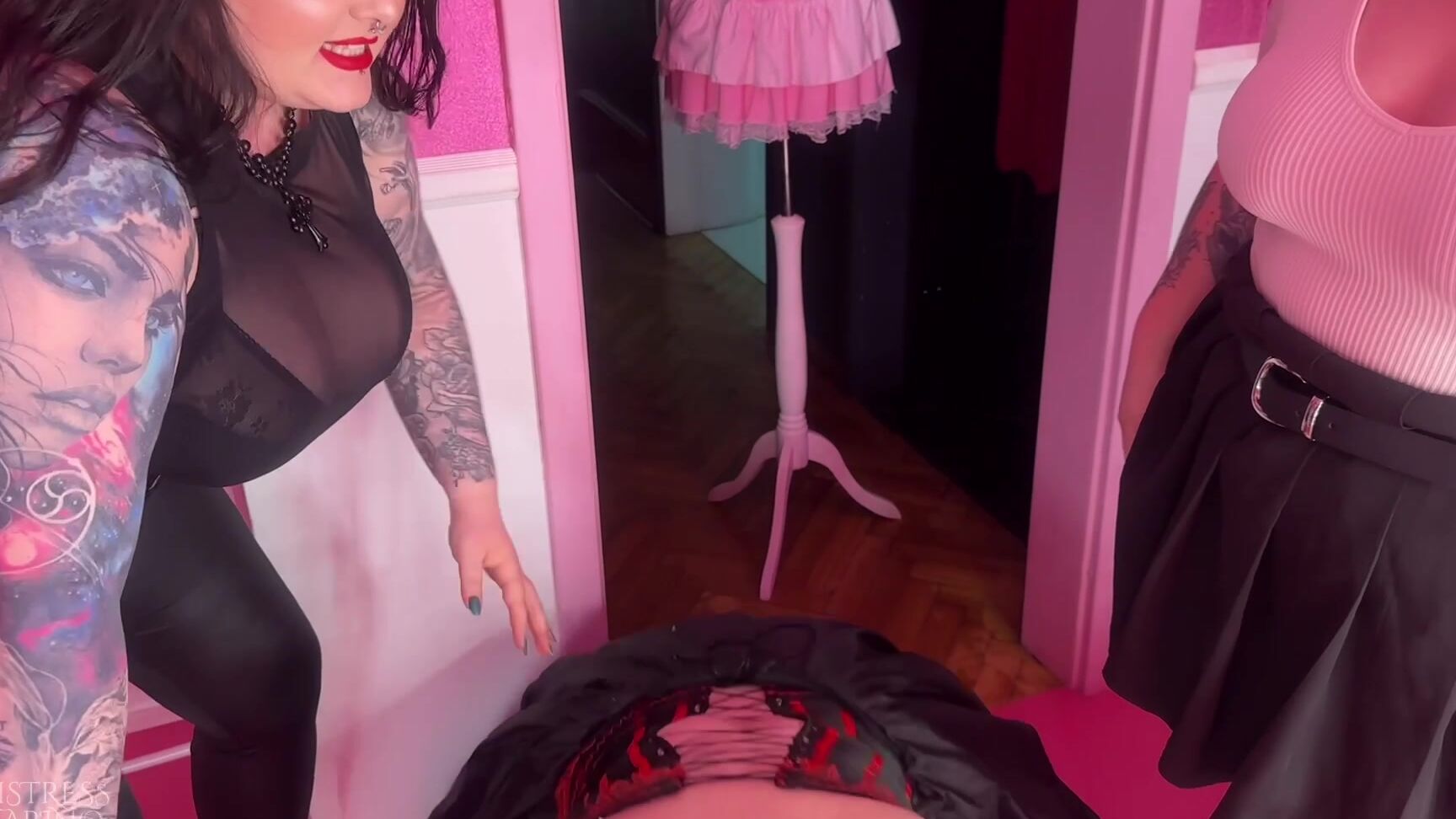 Mistresskarino Humiliation And Spitting For A Pig Loser