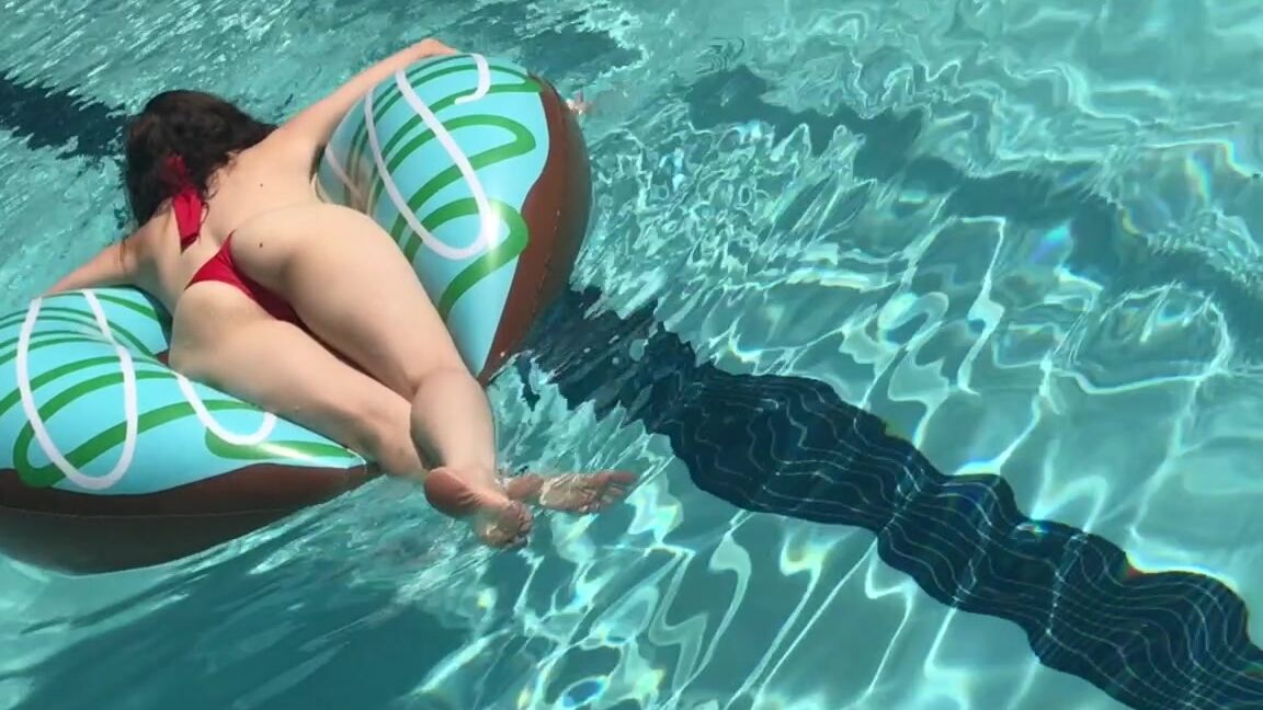 Canadiansammy Sammys Pool Time Fun