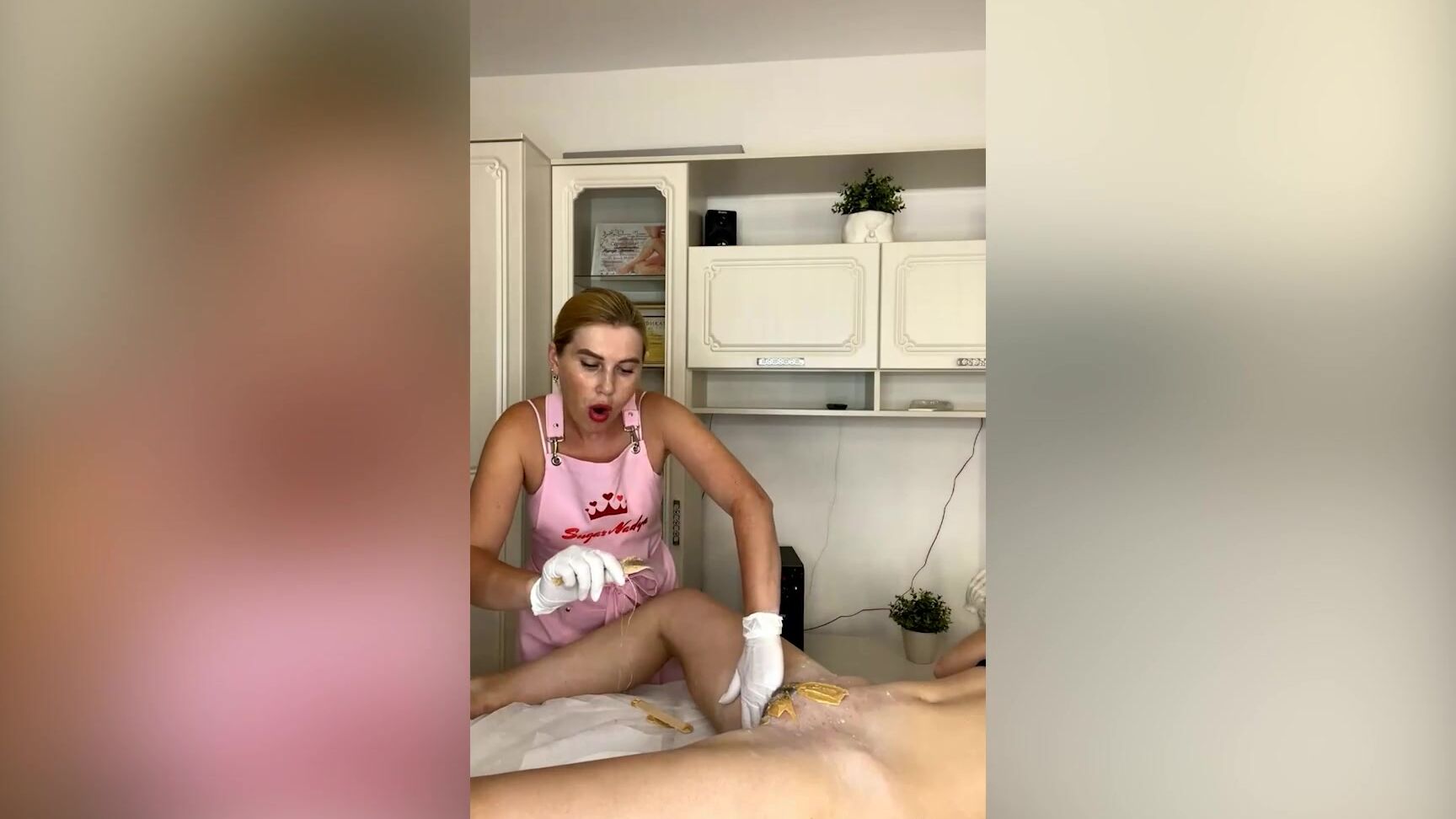 Sugarnadya Depilatories Such A Hairy Pussy For The First Time