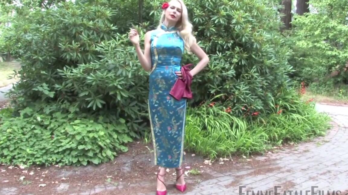 Femme Fatale Films Mistress Eleise De Lacy Smoke Training