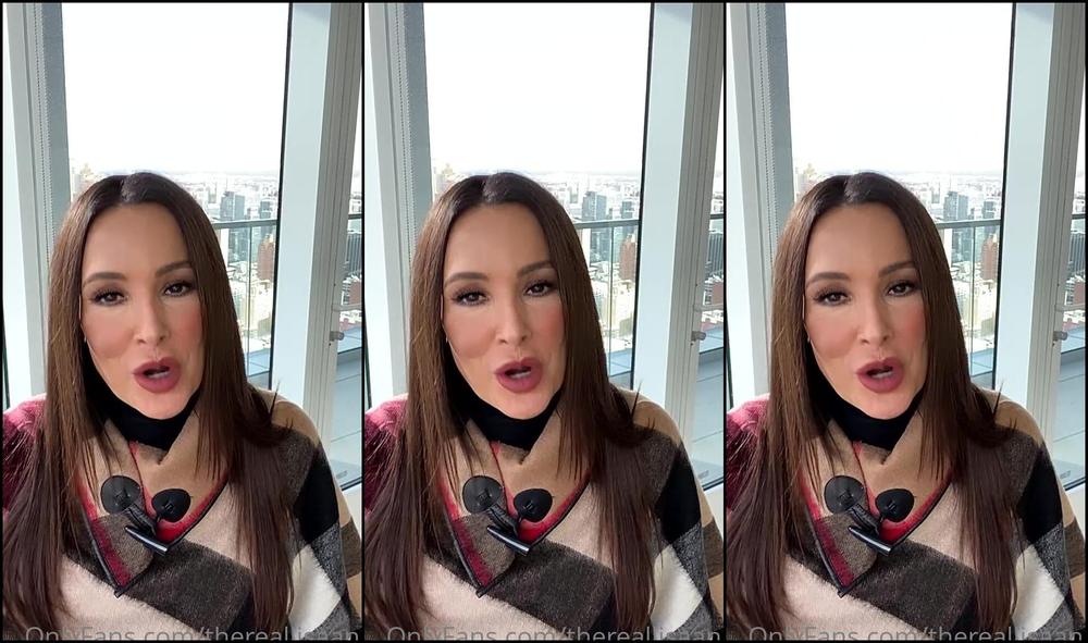 thereallisaann-18-12-2020-1470585979-i-stopped-by-on-facebook-live-today