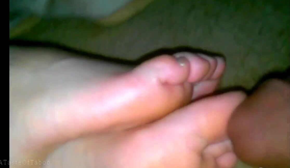 Atasteoftaboo Nicknamed Atasteoftabo O 03 15 2024 Onlyfans Video The Cumbaths Continue Roommate High Arched Sleepy Soles Get Drenched Fullpics Memory Is Murky