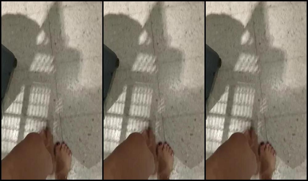 Frejas Submissive Feet Nicknamed Frejassubmissivefeet Onlyfans Barefoot Visits To A Second Hand Shop In The Suburbs A Big Sports Store With Shoes3