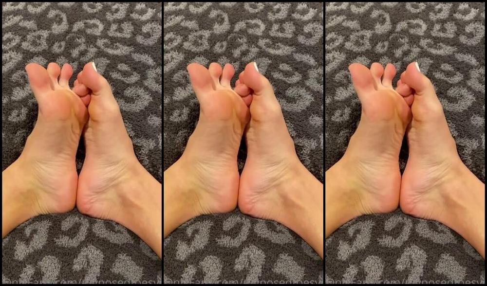 Brooke Jones Nicknamed Myposedtoesvip Onlyfans Who Needs Some Jerk Off Instructions Joi With My White Toes