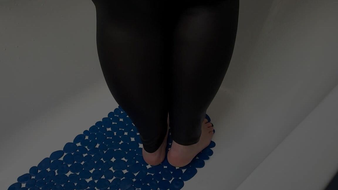 Minademonic Shake That Wet Ass Baby