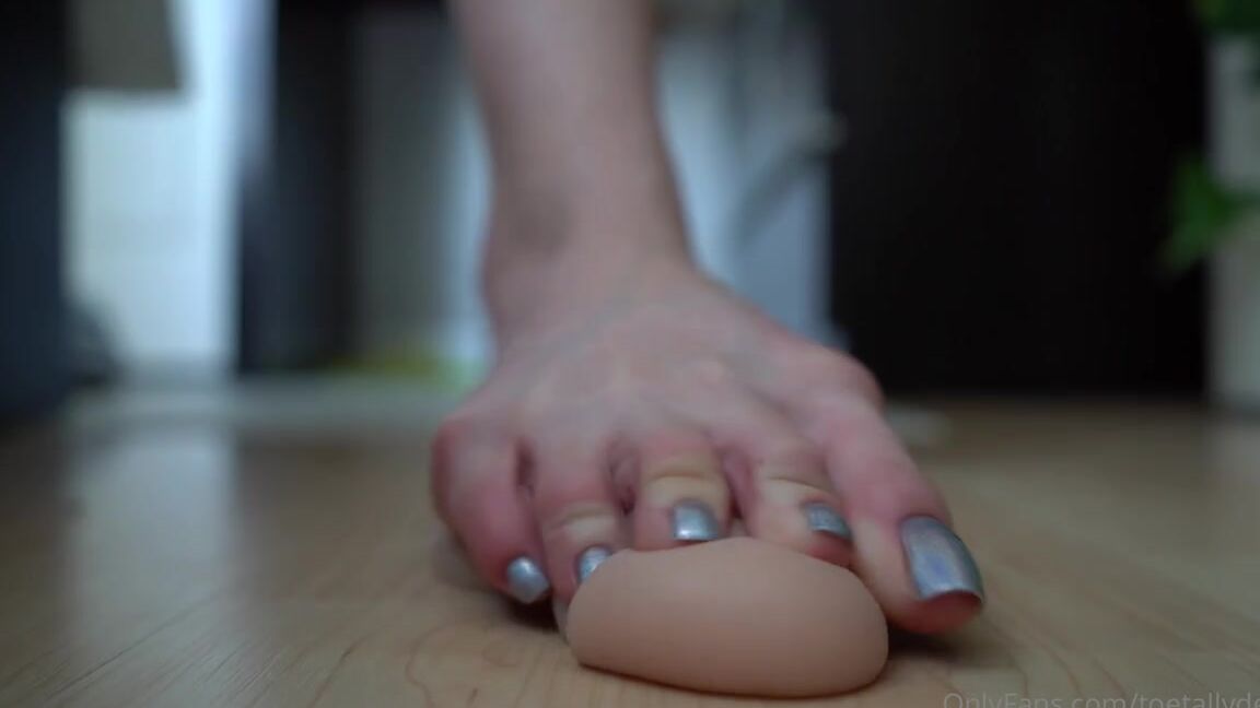 Toetallydevine Onlyfans Destroying Your Cock And Balls Tags Holo Pedi Multicolor Pedi Stompingp