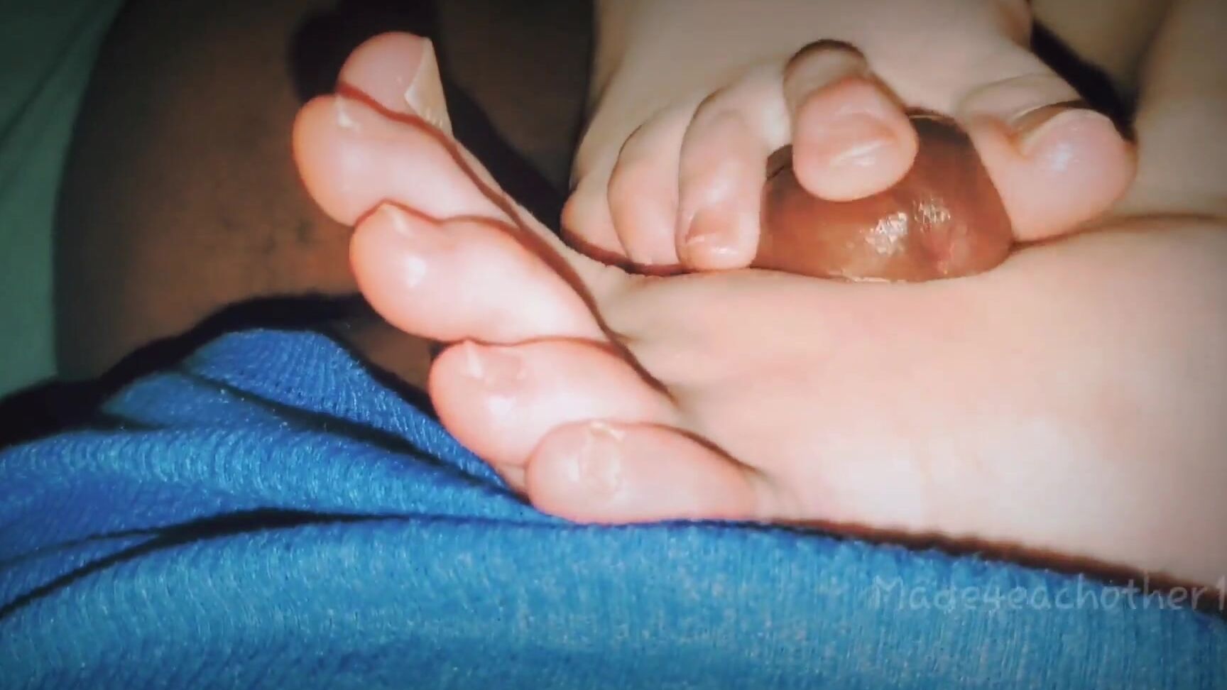 "Savage Foot Goddess" Mature Amateur, Footjob, Cumshot, Nude Toes, Rare, Feet, Foot Fetish, Foot, Cum Explosion, Interracial, Suggest Savage Foot Goddess MATURE NUDE TOES GIVING A FOOTJOB UNTIL SUB CUMS Pornhub