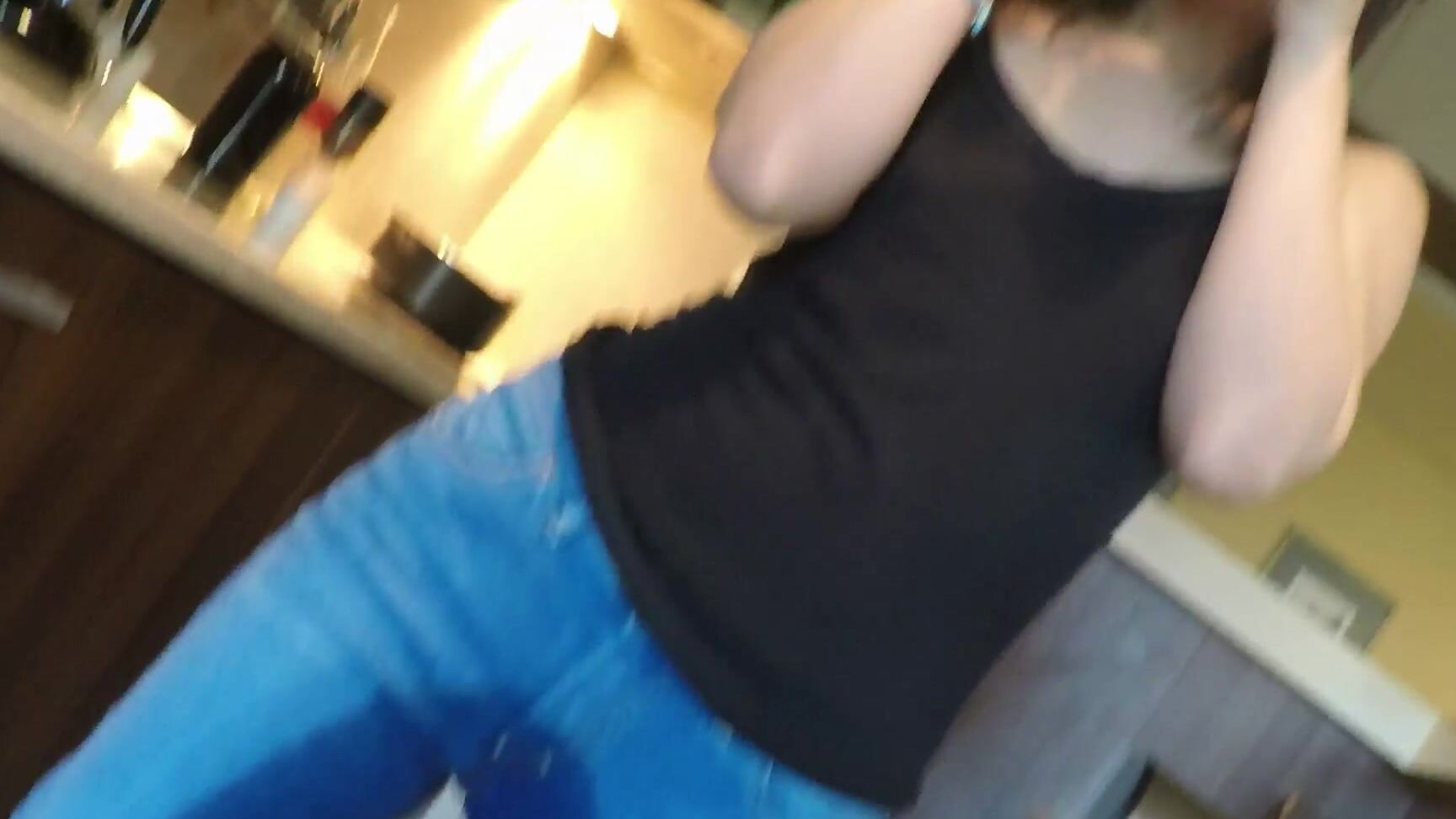 julia jordan jeans wetting in the kitchen