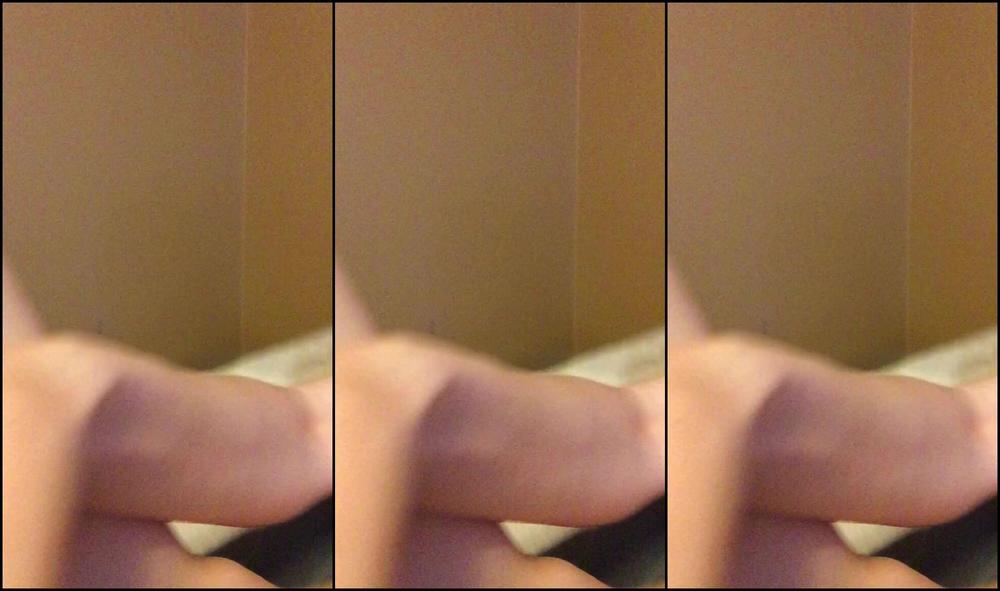 Lipstick Fetish, 18 & 19 Yrs Old, Barely Legal, Barefoot madisondaily new lipstick big orgasms ManyVids