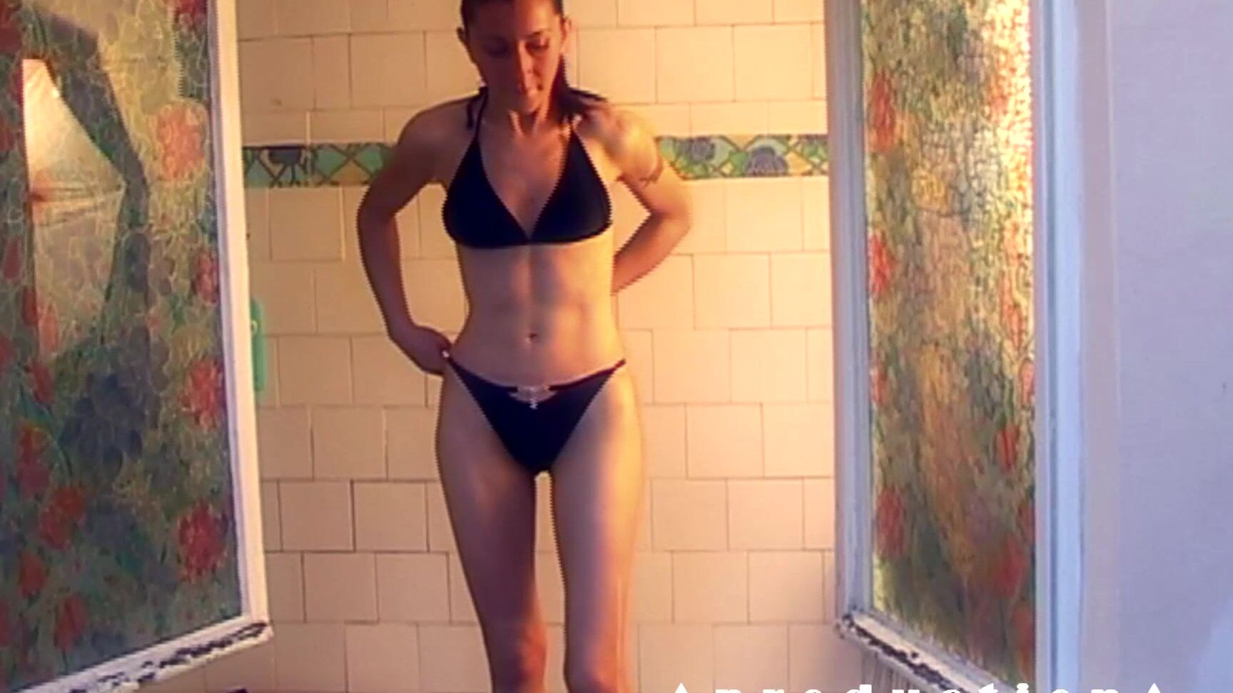 Bonieboy Nina Triple Golden Shower