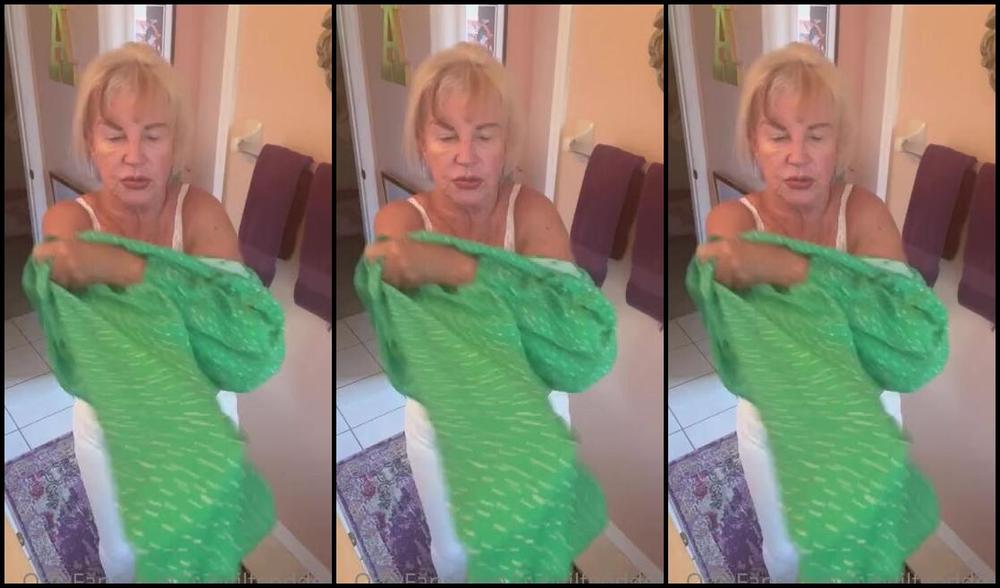 Avb Gilfgoddess Vip Nicknamed Avbgilfgoddess 05 24 2023 Onlyfans Video A Day With Me Continues