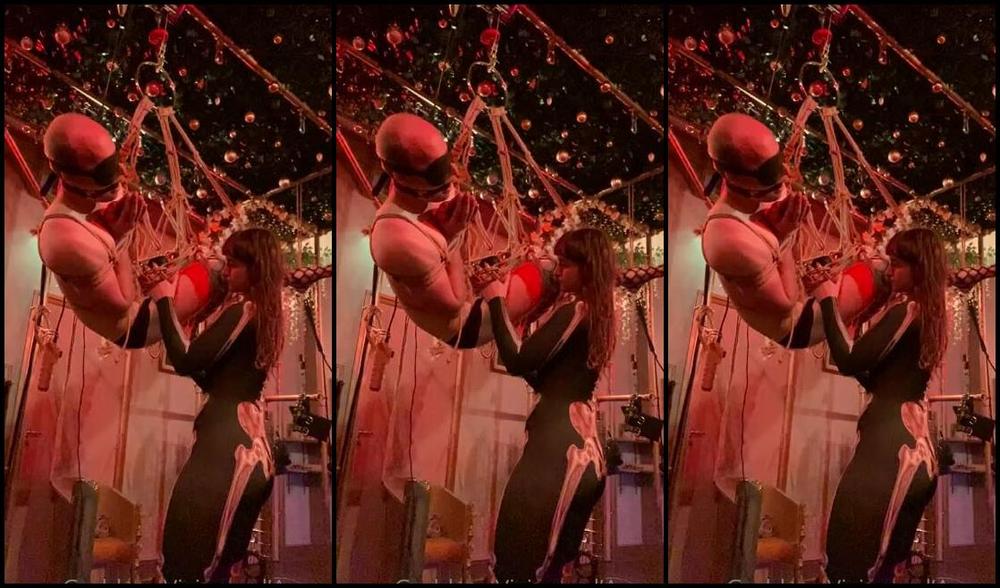 Vivienne L Amour Aka Vlproductionsuk Onlyfans I Am Damned Good Baby Boy Dangle Your Wangle And Then Fap For Me 2