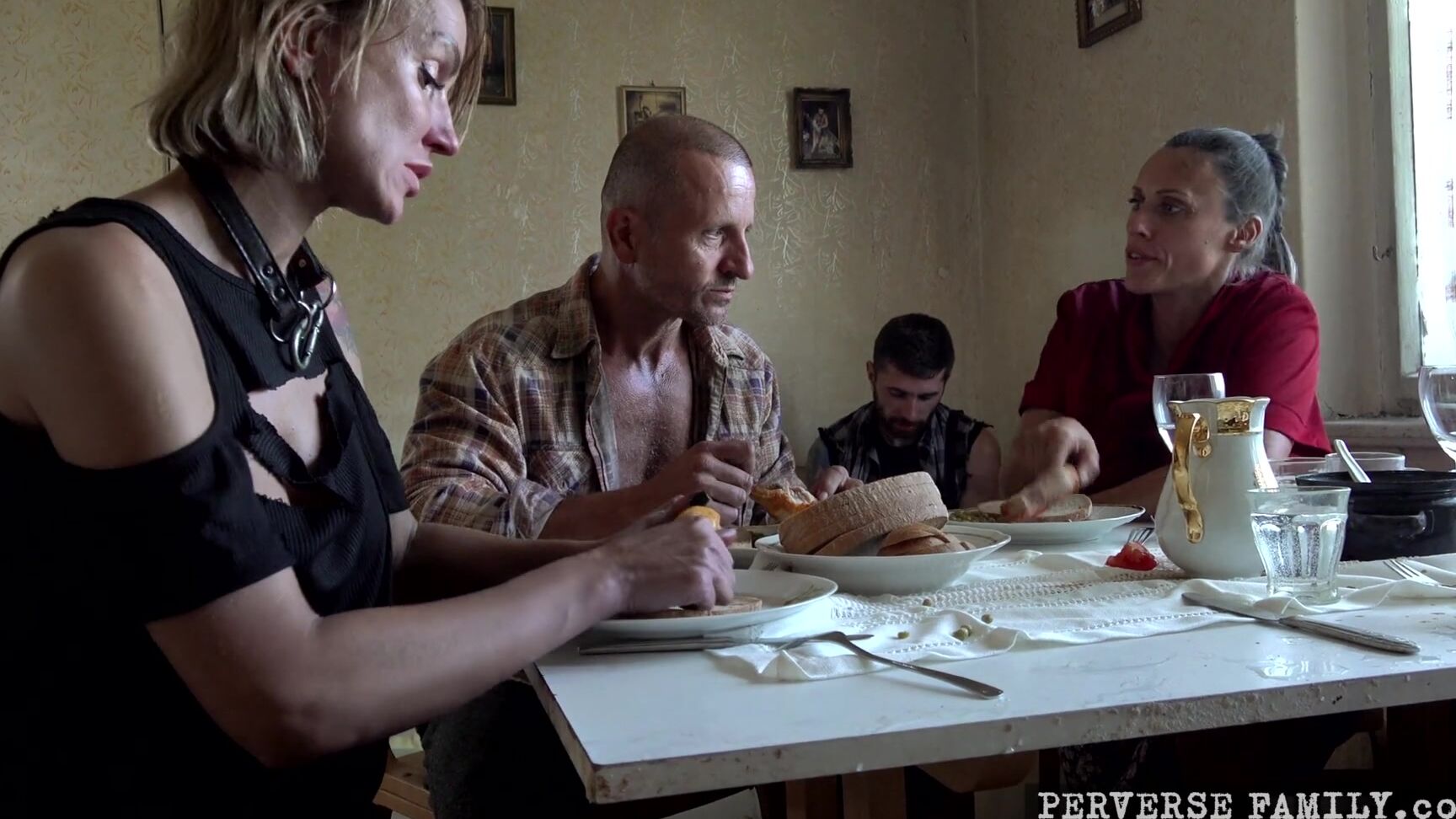 Perversefamily 52 Welcome Pissing Toast