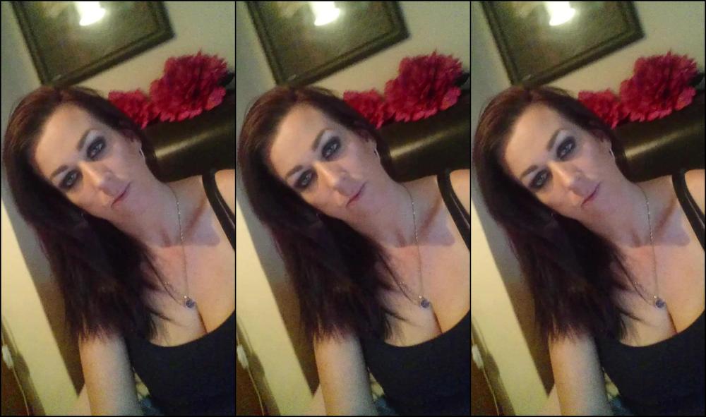 Curvycandice Smoking Tease