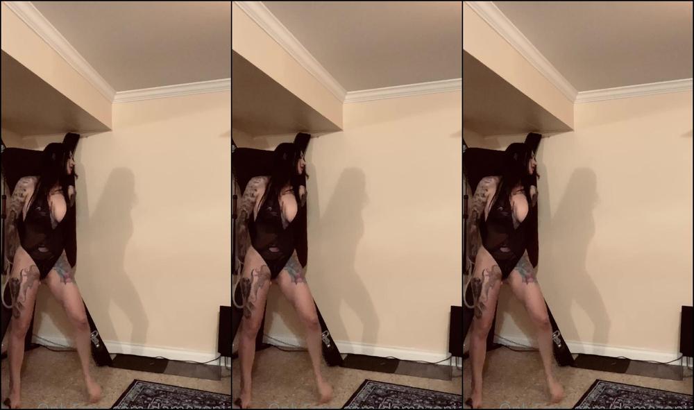 mistress damazonia a little domme show for you Onlyfans