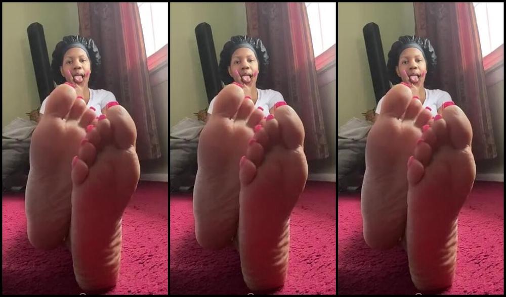 Queenjodiieetoes Aka Prettyfeetonly1800 Onlyfans Grab The Oil Use Your Imagination