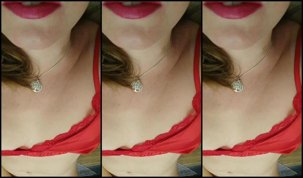 Frejas Submissive Feet Nicknamed Frejassubmissivefeet Onlyfans And Finally Tasting My Wet Pussy And Dirty Feet Hope You Love My Curves Too