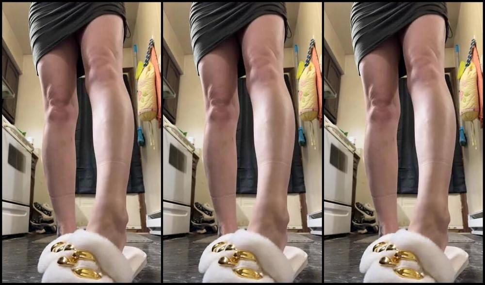 Soldmysolesforink Nicknamed Soldmysolesforink 04 12 2024 Onlyfans Video Your Goddess Is Ready To Waltz Right Into The Weekend