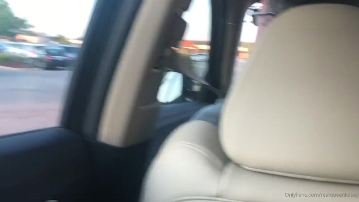 Queenofmean Nicknamed Realqueenkasey 08 21 2019 Onlyfans Video Surprising The Queen