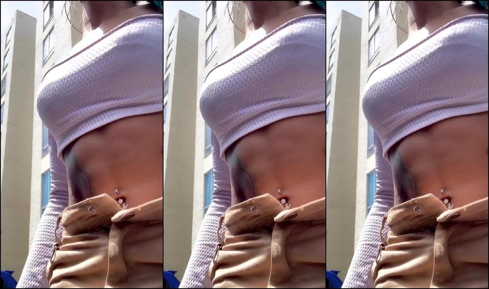 Sweetlaurasaenz I Went To The Bakery To Pay For Bread With My Cock