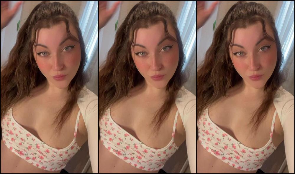 Cocoilovu 3288472536 04 22 2024 What You Like The Most About Me My Eyes My Boobs My Ass Or My Feet