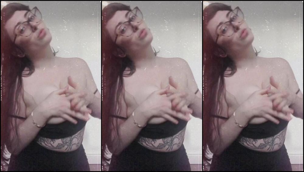 Rosegibson 258563303 04 25 2020 Debussy S R Verie My Hair At Its Longest And My Tits At Their Finest Going To