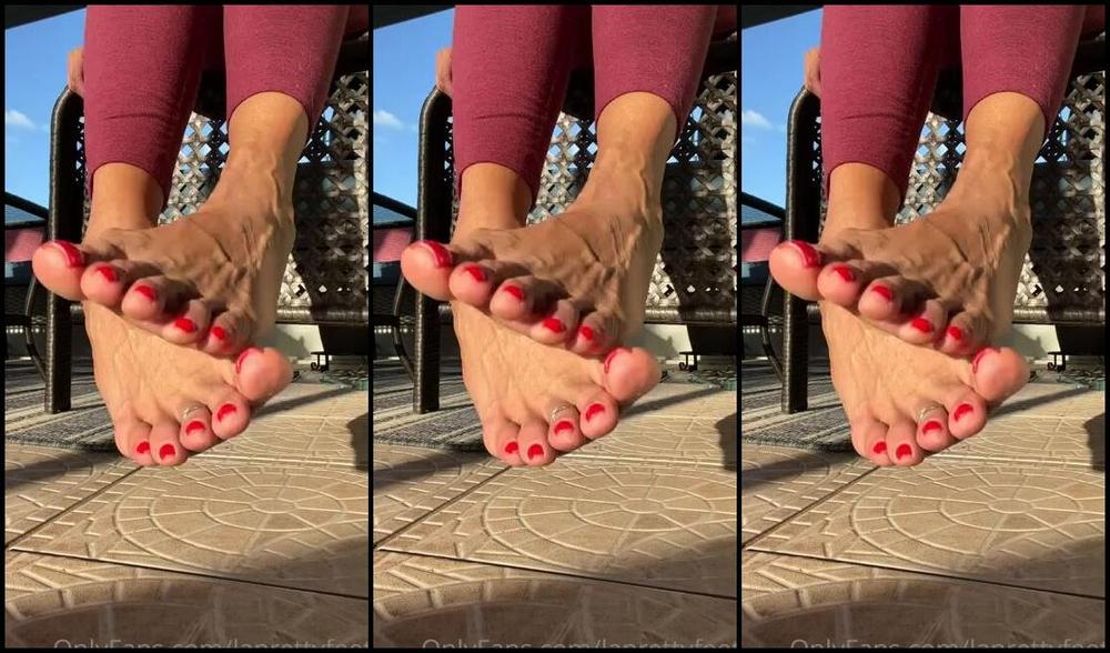Laprettyfeet4 Nicknamed Laprettyfeet4 Onlyfans So Veiny