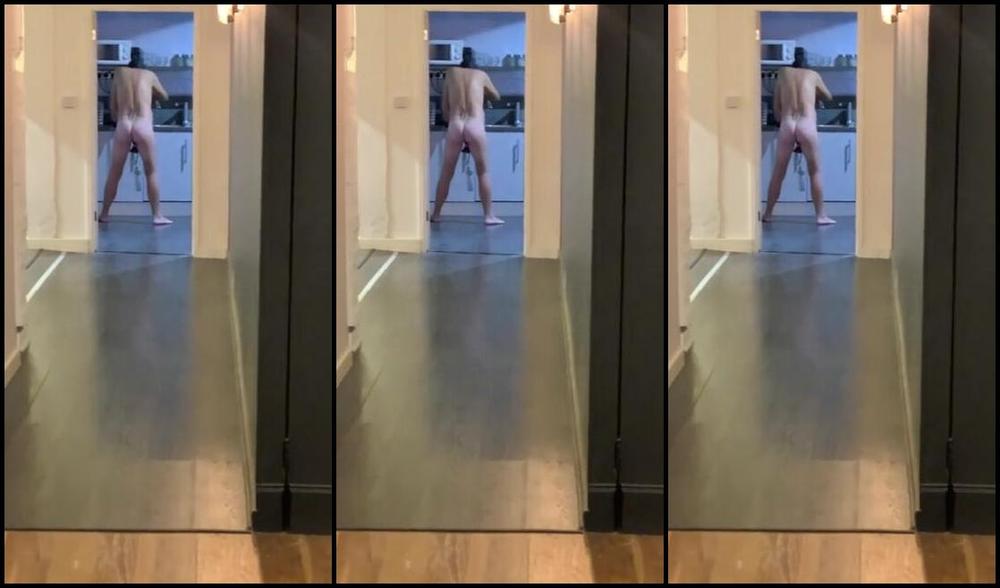 Ladydarkangeluk Onlyfans Comical Clip Of Our Slave Making Coffee