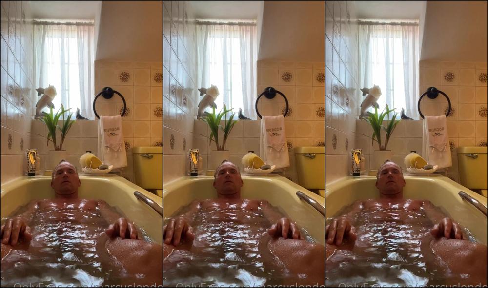 Marcuslondon Quick Shave And A Bath Chat