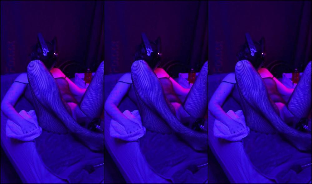 Synthwavefoxxx Hg Ujkz T Gz Ra J R Source