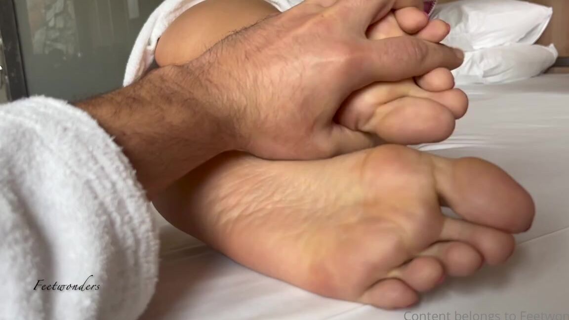 Feetwonders Onlyfans Rub My Soles I Could Really Do With This Right Now Are You A Foot Rub Or Foot Licking Pers 2Yep