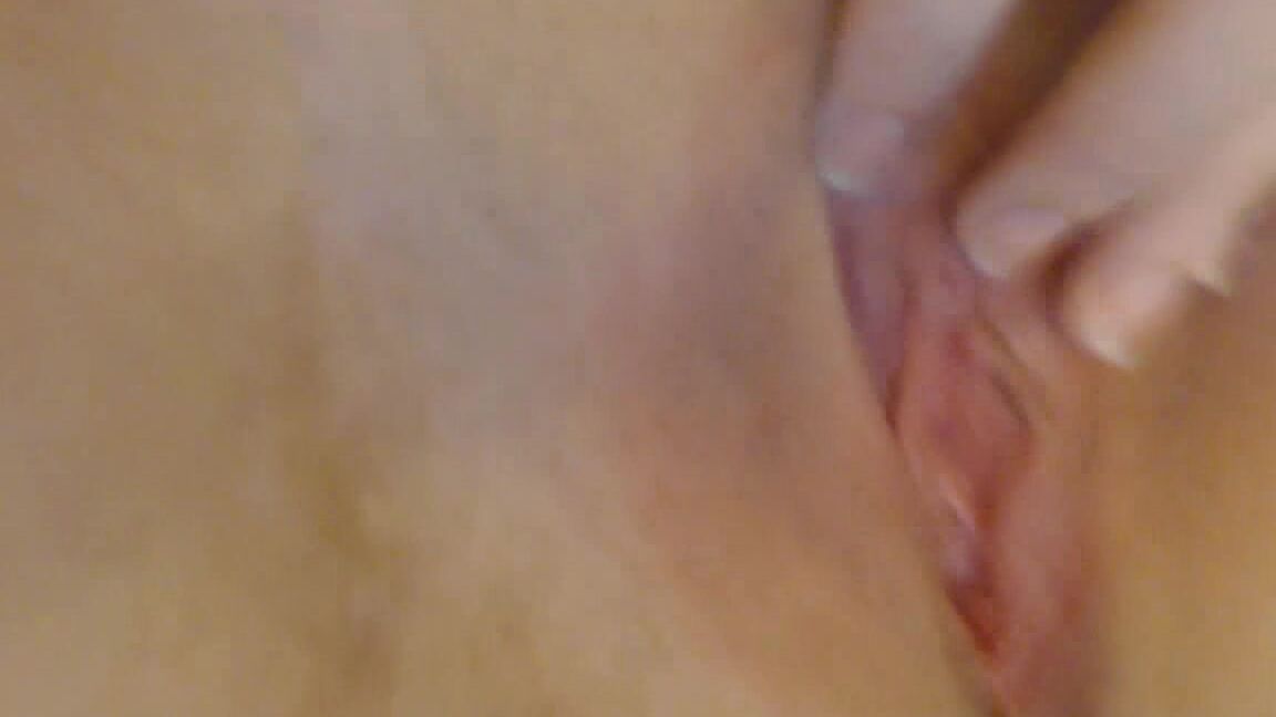 Desiree Wild Bbw Showing Off Masturbation With Close