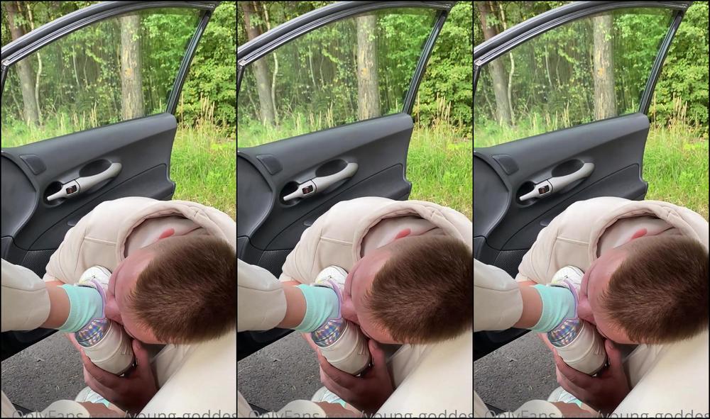 Young Goddess We Were On Our Our Way To Visit Some Friends But I Ordered My Slave To Make A Quick Stop